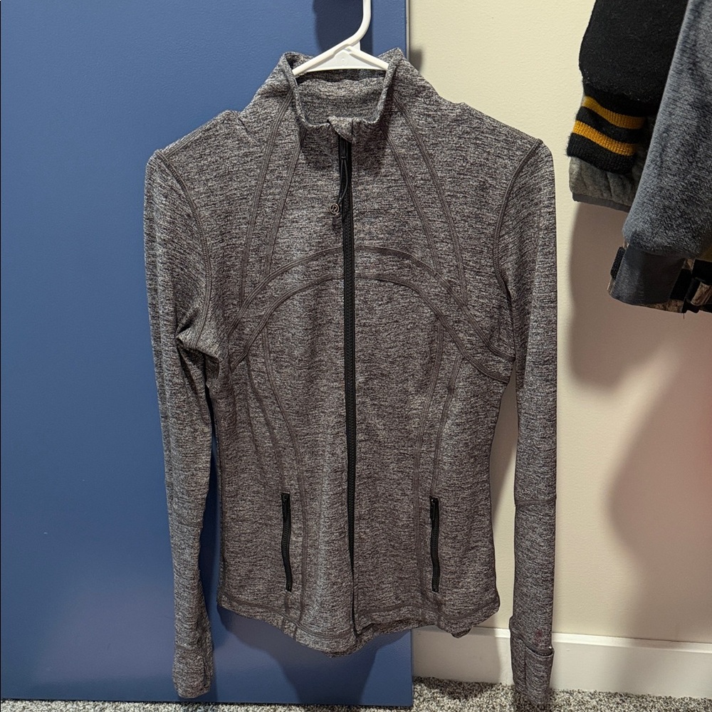 Lululemon size 8 define jacket